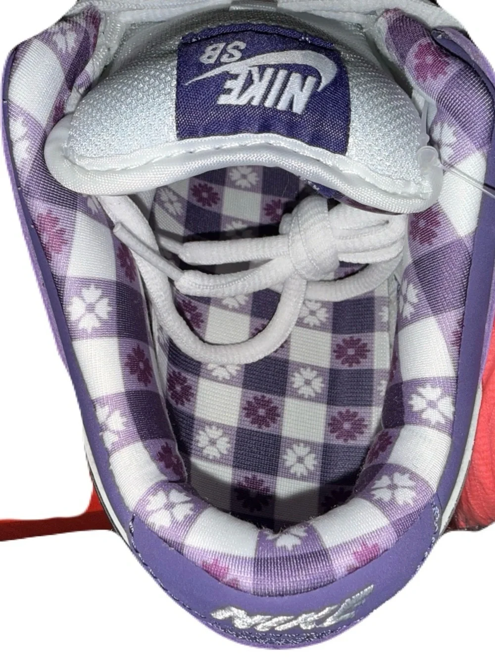 Nike Purple and Black Low-Top Sneakers